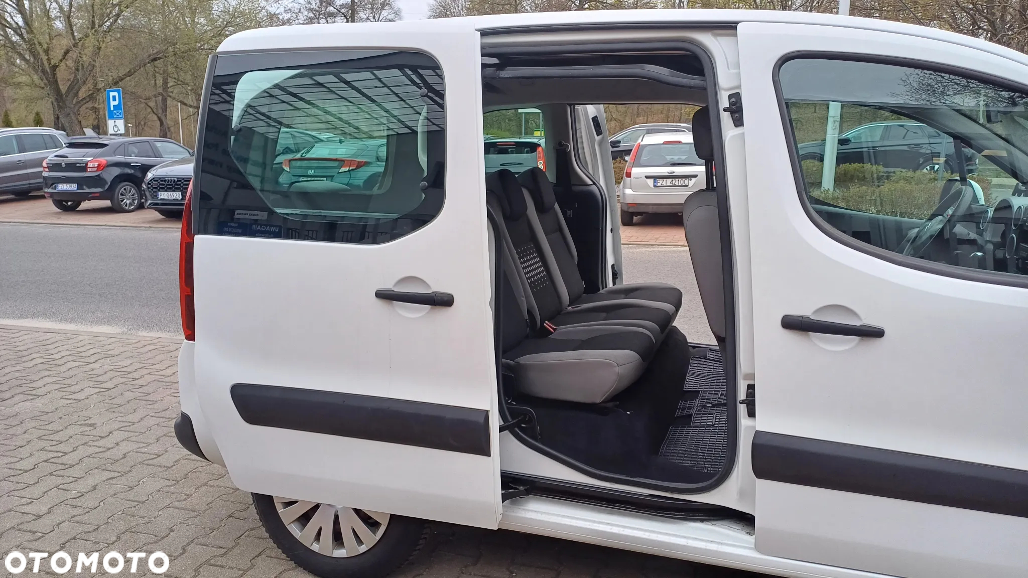 Citroën Berlingo 1.6 BlueHDi Feel - 11