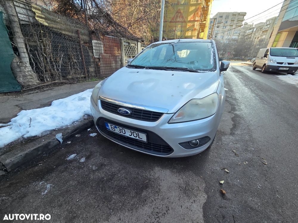 Ford Focus 1.6 TDCI DPF Titanium - 8