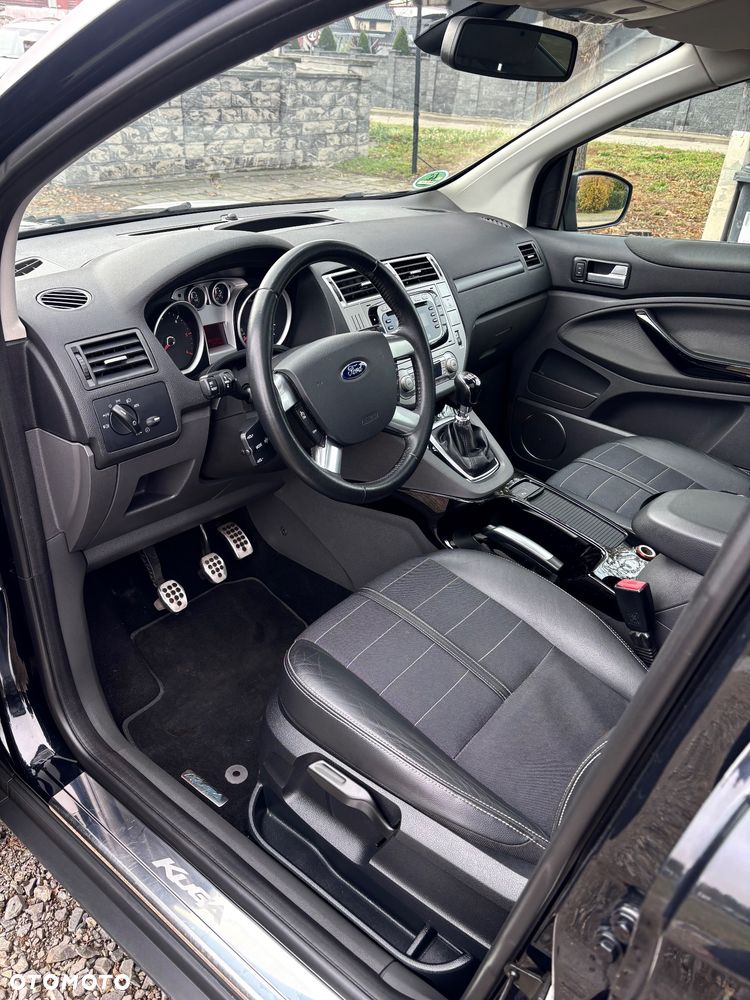 Ford Kuga - 9