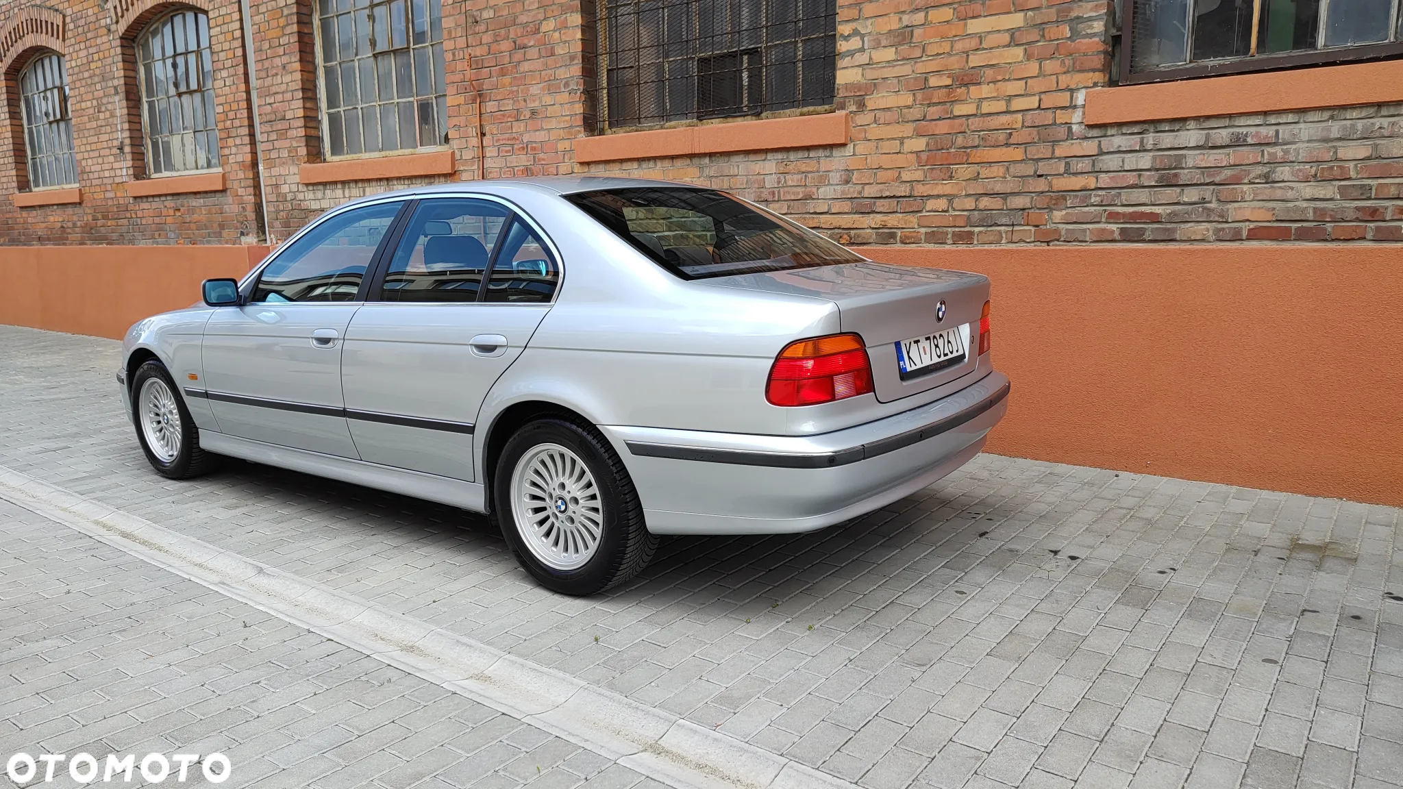 BMW Seria 5 520i - 8