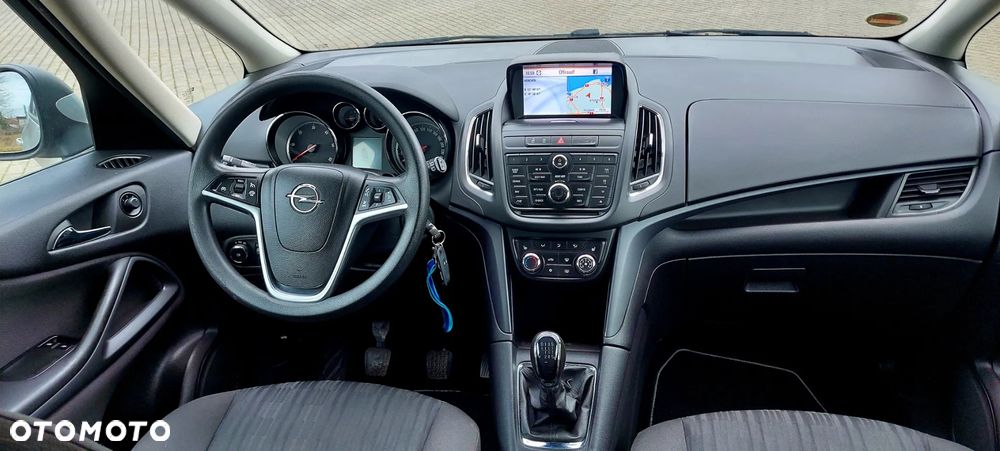 Opel Zafira Tourer 2.0 CDTI Style - 28