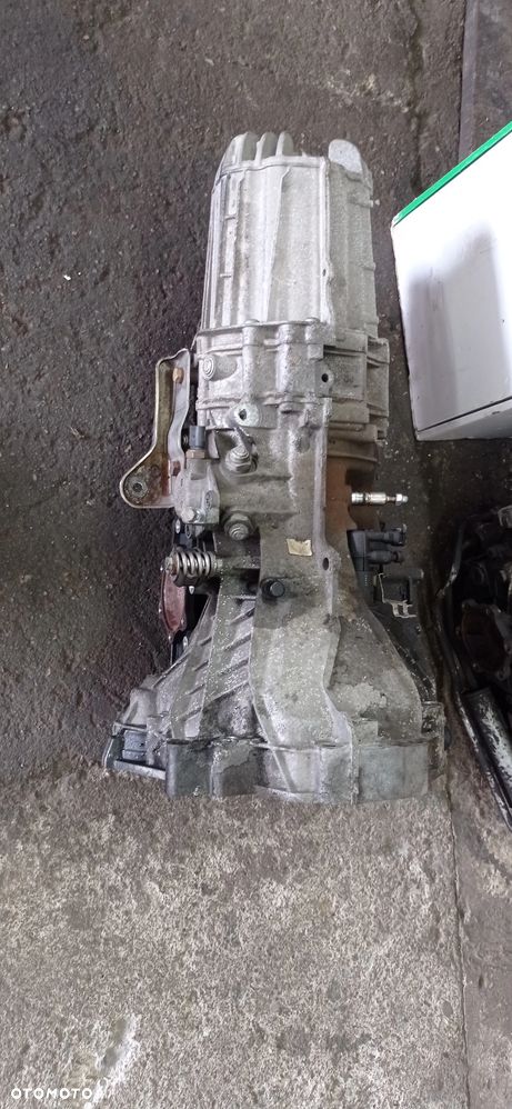 AUDI A4 B7 2.0 TDI BRD skrzynia biegów HCK - 2