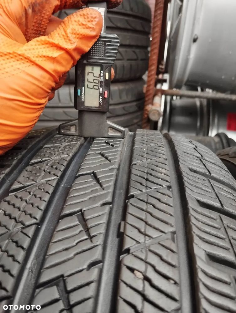 235 50 19 Vredestein Quatrac Pro 4szt całoroczne - 4