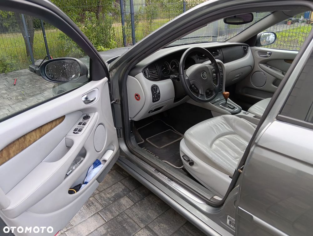 Jaguar X-Type 3.0 Sport - 7