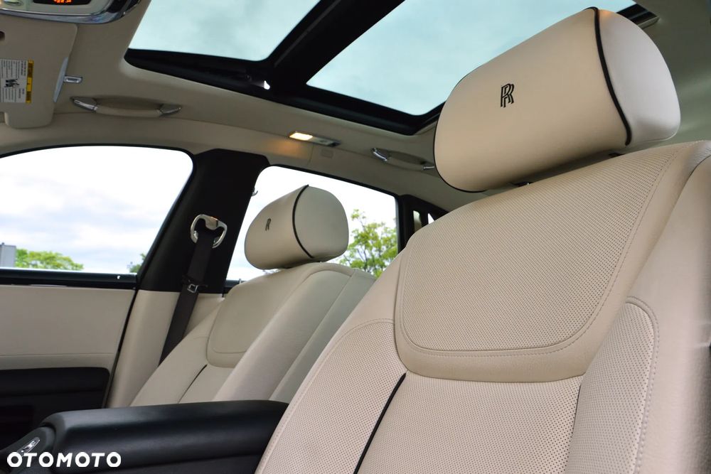 Rolls-Royce Ghost Standard - 14