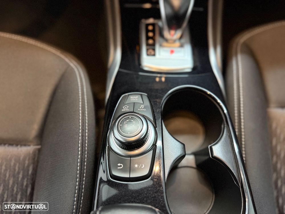 Infiniti Q30 1.5d DCT Business - 23