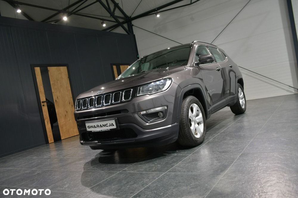 Jeep Compass - 1
