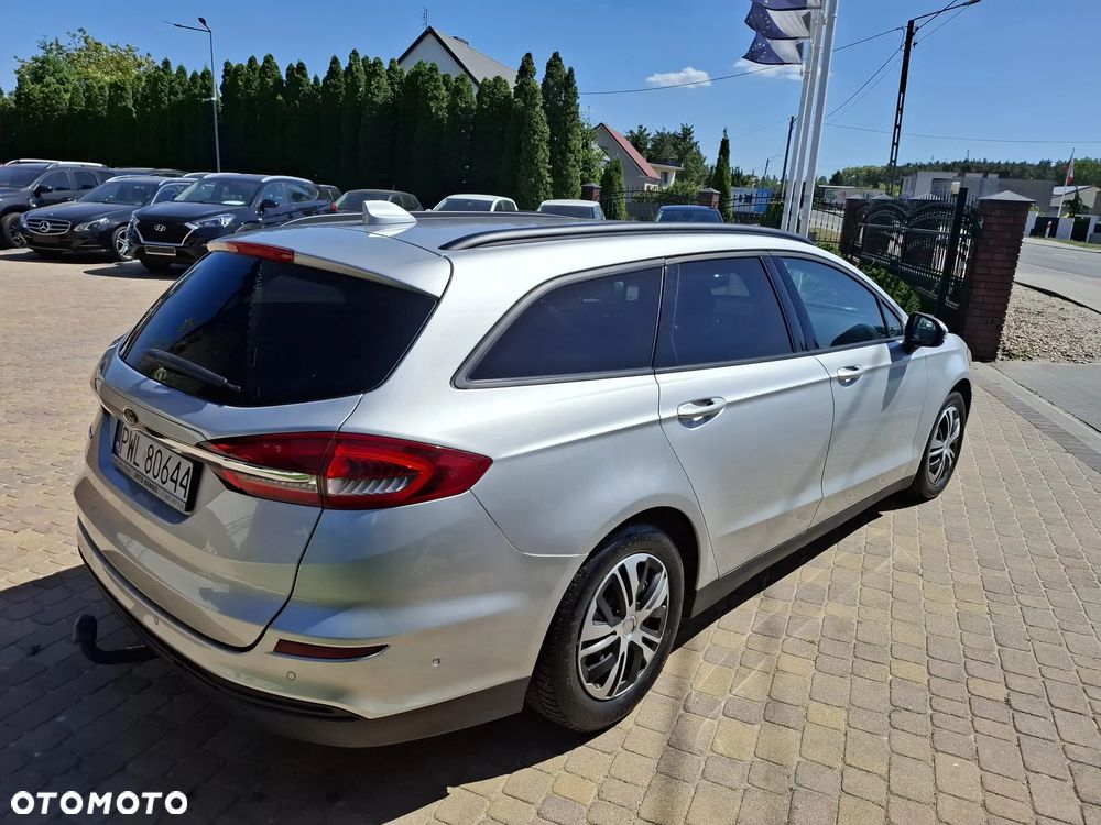 Ford Mondeo - 4