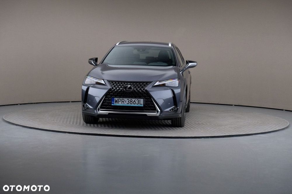 Lexus UX - 3