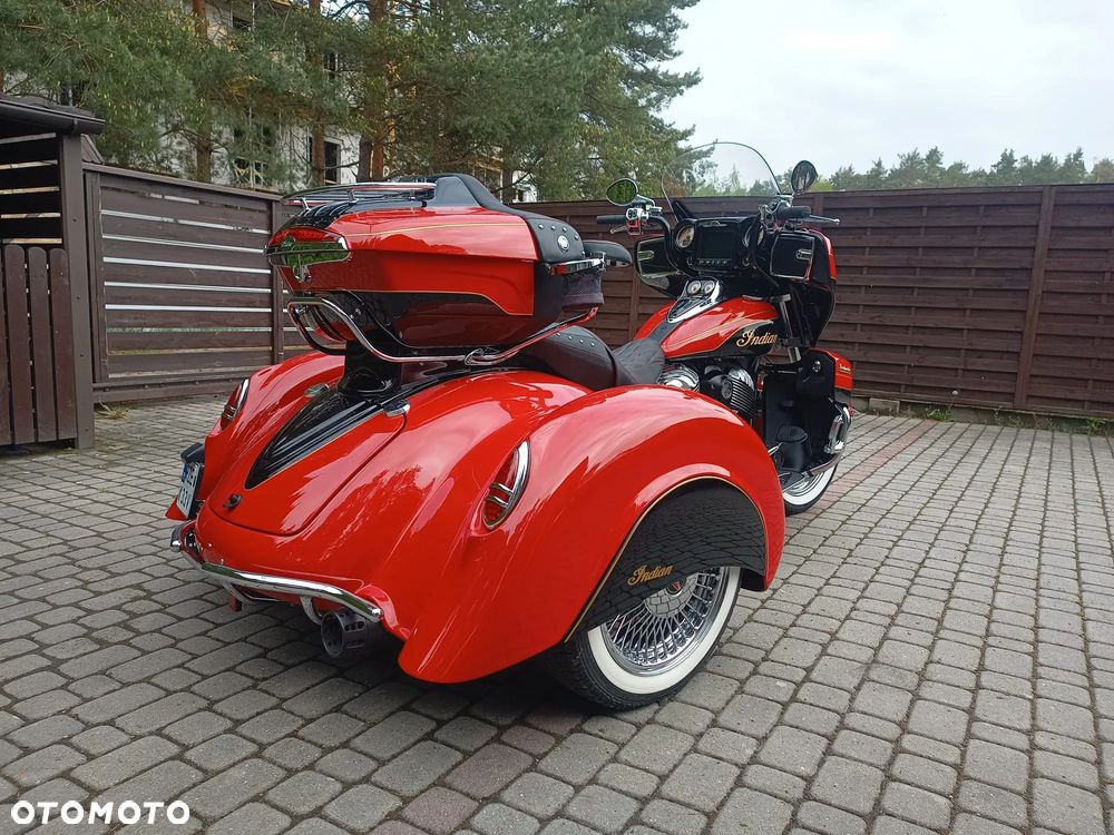 Indian Roadmaster - 16
