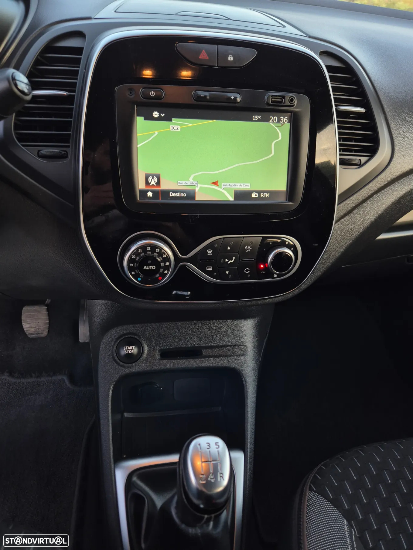 Renault Captur 1.5 dCi Exclusive XMOD - 14