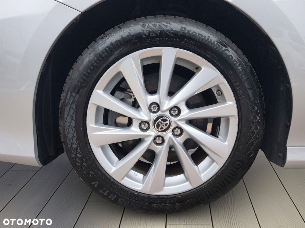 Toyota Camry 2.5 Hybrid Comfort CVT - 21