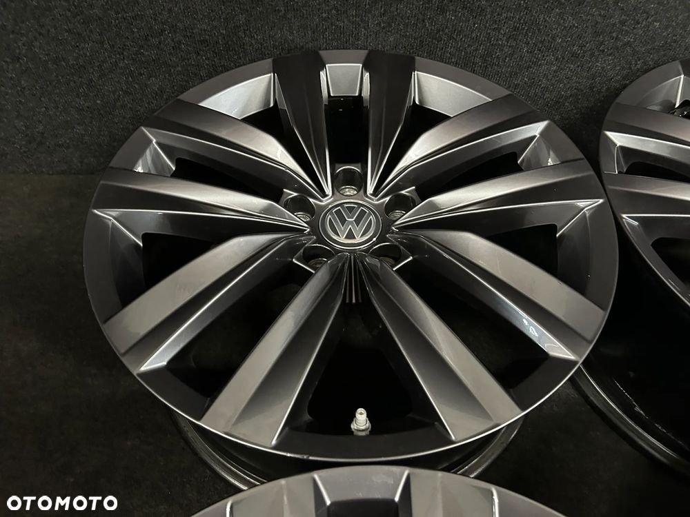 Alufelgi VW Arteon R-Line, Passat B8, B7, Tiguan, Sharan 18 cali 5x112 4szt. Ładne z czujnikami! - 8