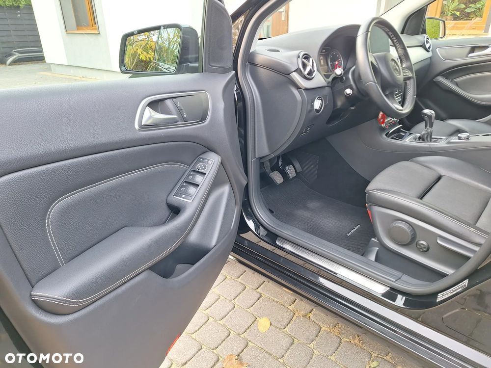 Mercedes-Benz Klasa B 180 (CDI) d Urban - 17