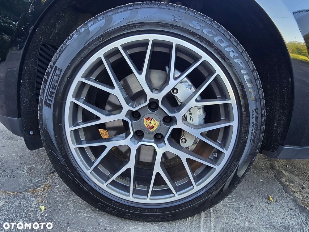 Porsche Macan S - 21