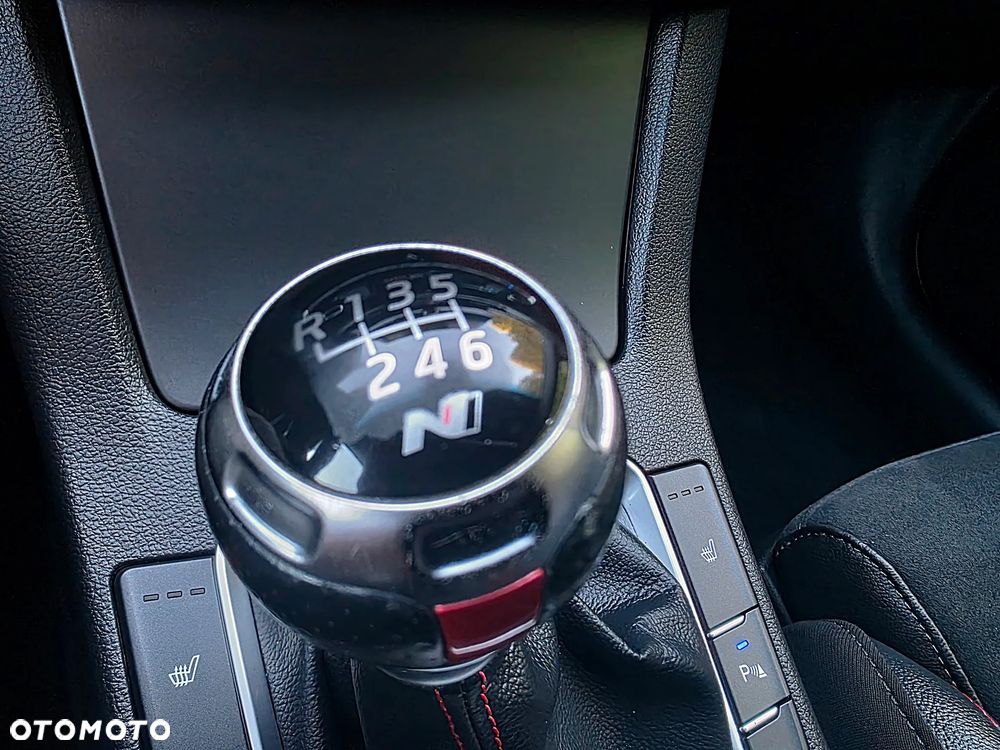 Hyundai i30 1.5 T-GDI 48V-Hybrid N-Line - 20