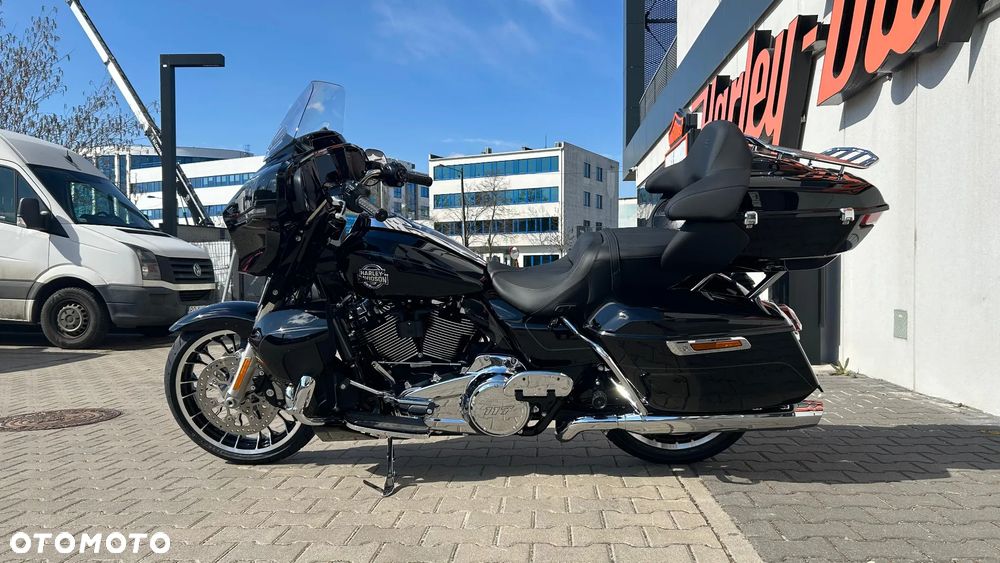 Harley-Davidson Touring Street Glide - 4