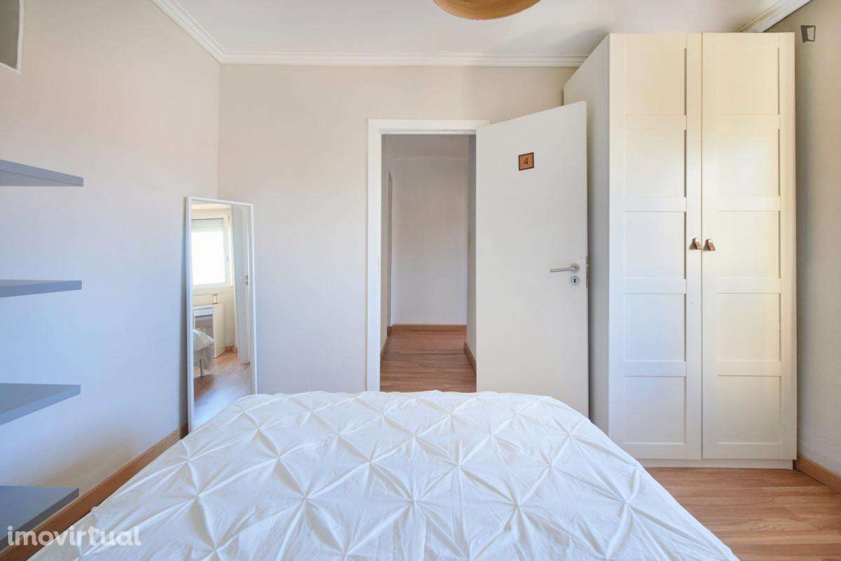 Quarto - localizado em Arroios Lisbon - Grande imagem: 2/11