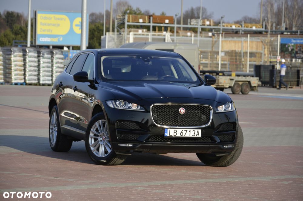 Jaguar F-Pace 30t AWD Prestige - 3