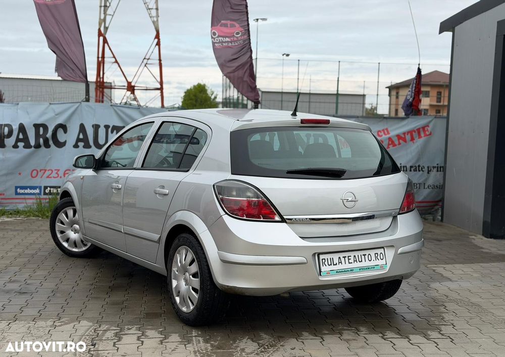 Opel Astra 1.6 Automatik Sport - 3