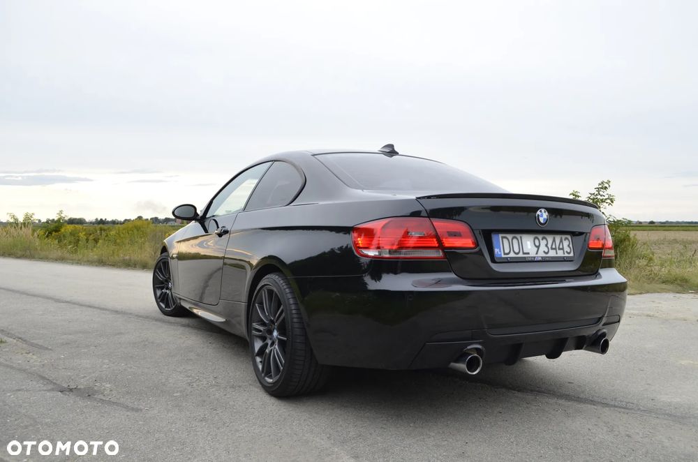 BMW Seria 3 335i xDrive Coupe - 4