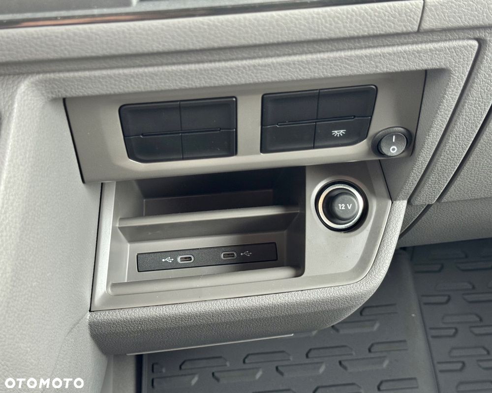 Volkswagen Crafter - 33