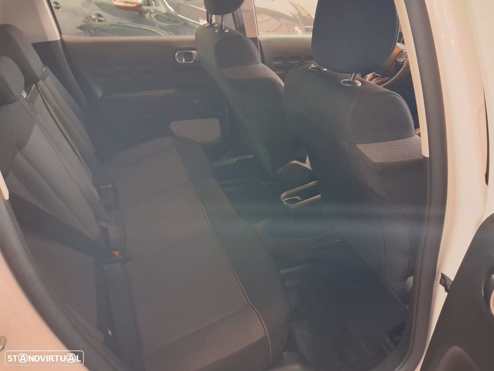 Citroën C3 1.2 PureTech Shine - 13