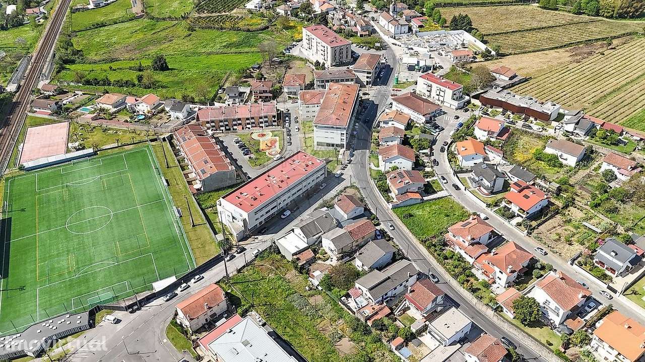 Terreno  para venda - Grande imagem: 2/3