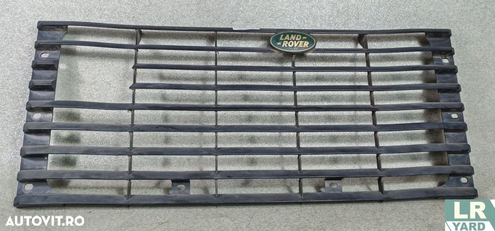 Grila radiator DEFENDER 1987-2006 LR038615 dezmembrez/dezmembrari - 1