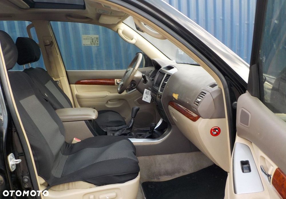 Toyota Land Cruiser - 23