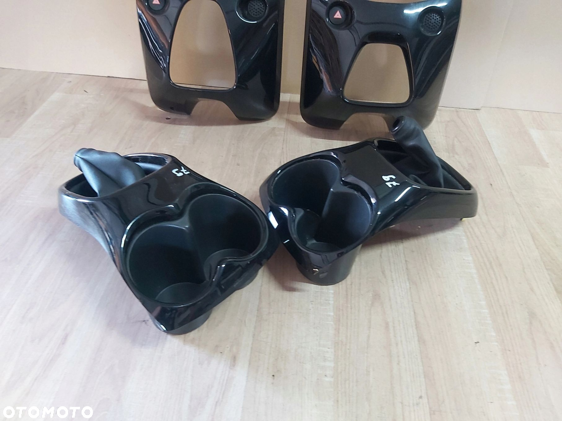 Toyota AYGO II ramka radia lewarka czarna komplet tunel - 5