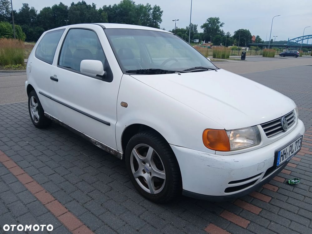 Volkswagen Polo - 13