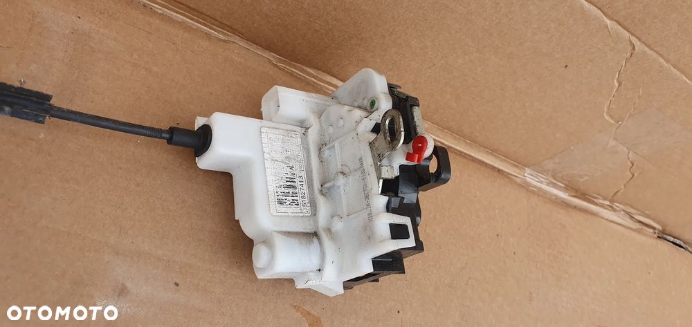 Zamek drzwi lewy przód przedni lewy Fiat 500 51827413 - 2