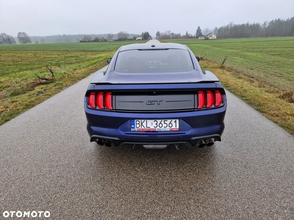 Ford Mustang - 6