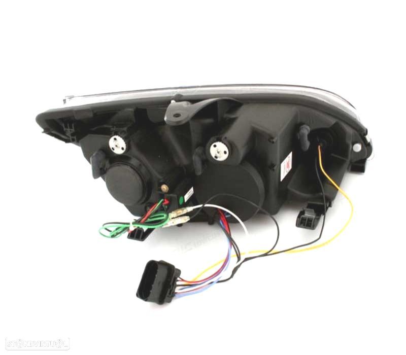 FARÓIS FRONTAIS PARA FORD FOCUS MK2 LUZ DIURNA LED 5W FUNDO PRETO - 4