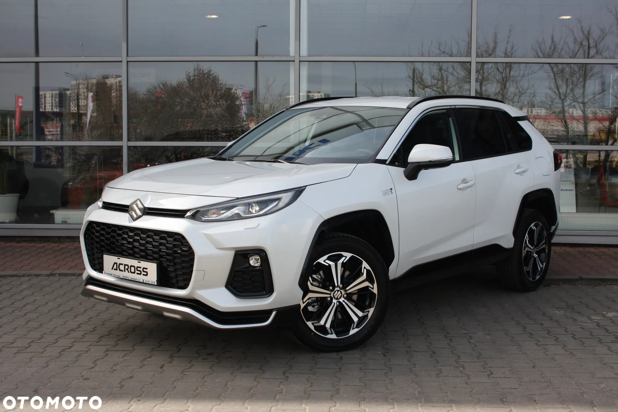 Suzuki Across 2.5 Plug-in Hybrid Elegance 4WD CVT - 2