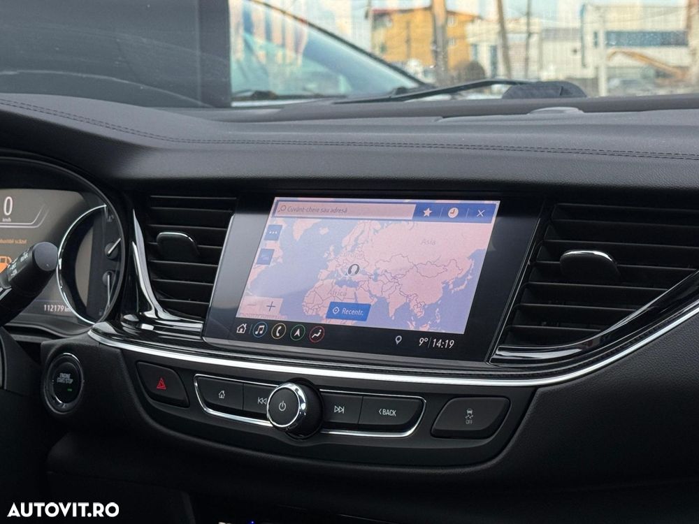 Opel Insignia - 12