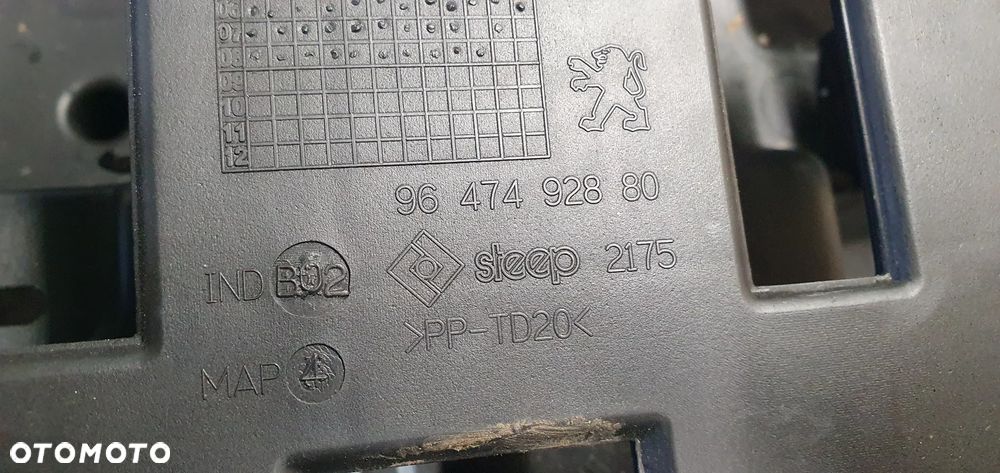 Obudowa pokrywa skrzynki bezpieczników Citroen C5 III - 6