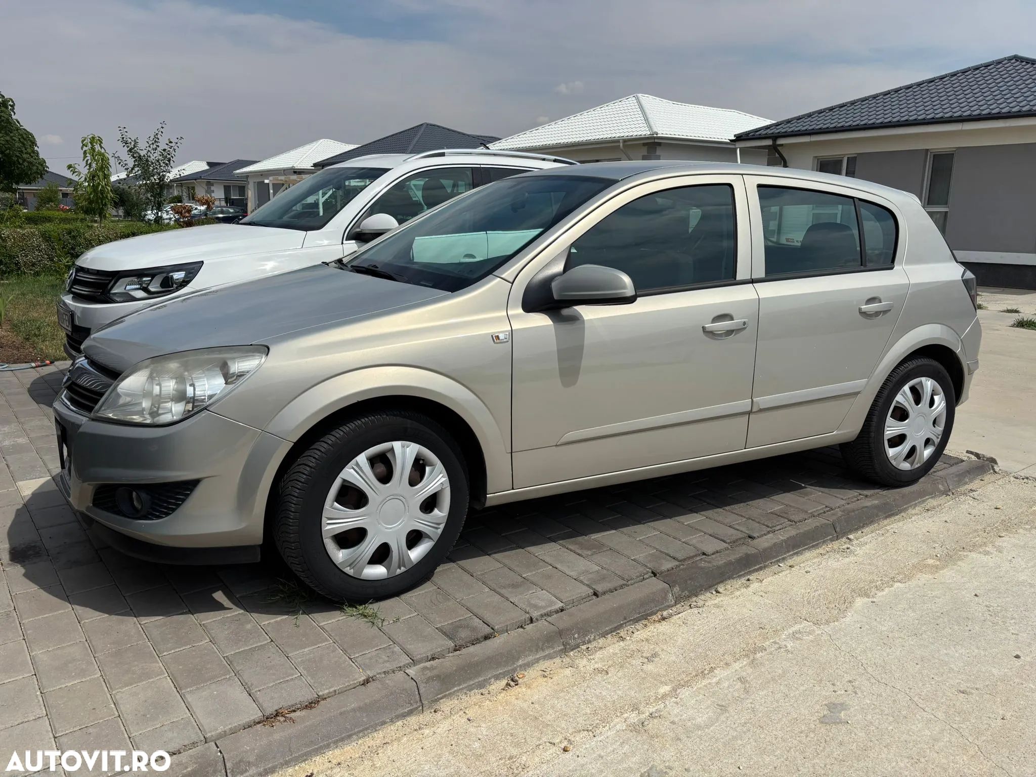 Opel Astra - 1