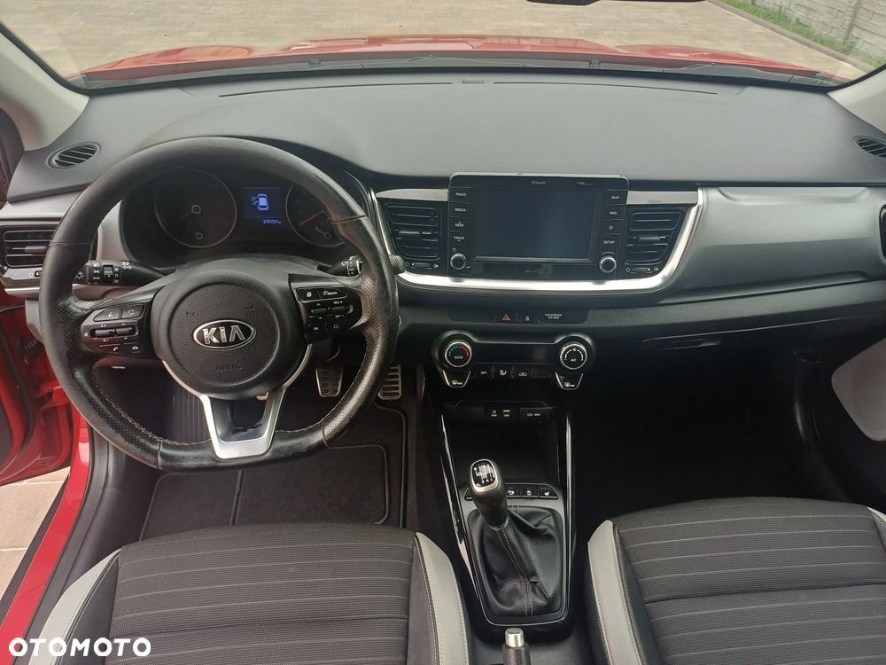 Kia Stonic 1.6 CRDi SCR XL - 26