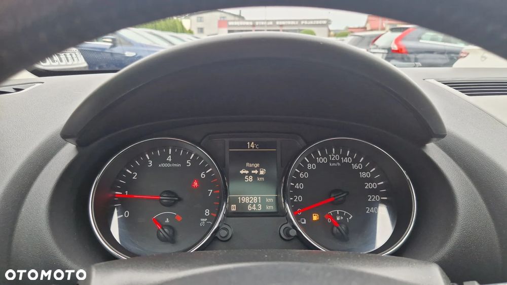 Nissan Qashqai 1.6 Tekna - 22