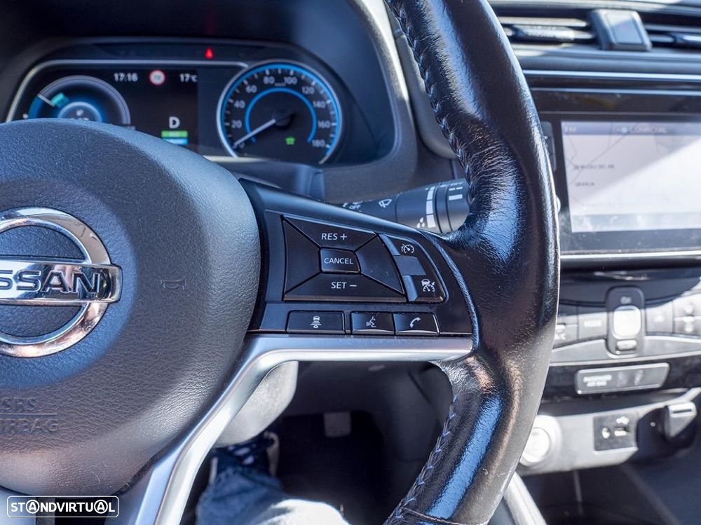 Nissan Leaf 40 kWh N-Connecta - 34