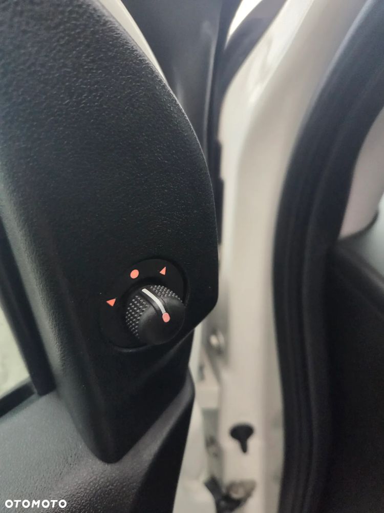 Fiat Doblo - 18