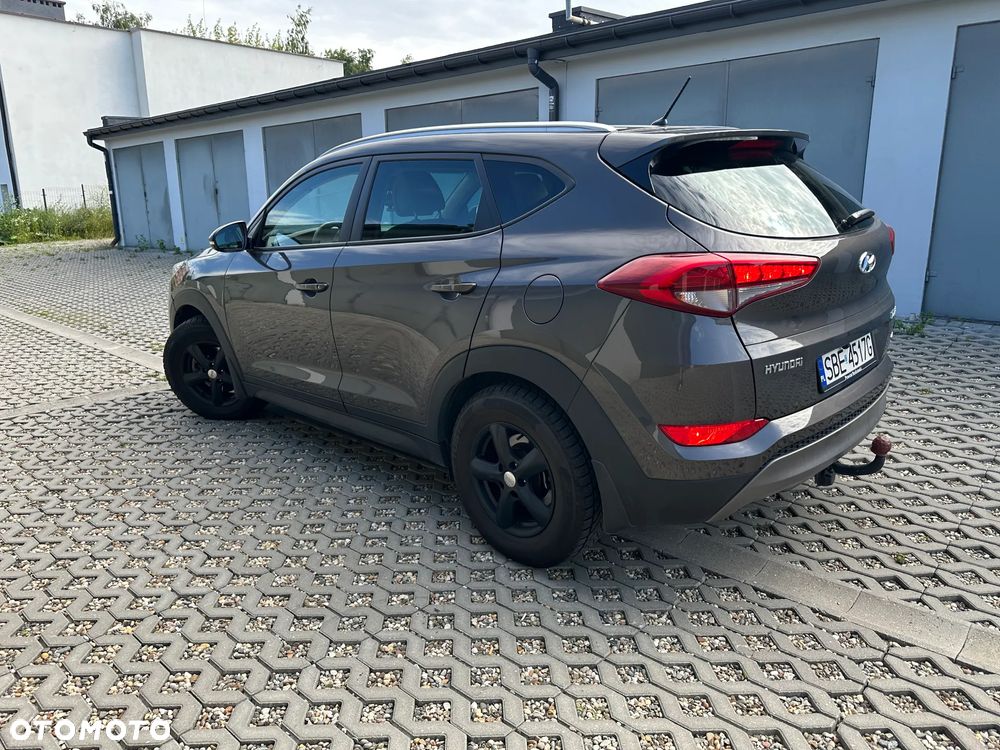 Hyundai Tucson 2.0 CRDi 4WD Automatik Style - 13