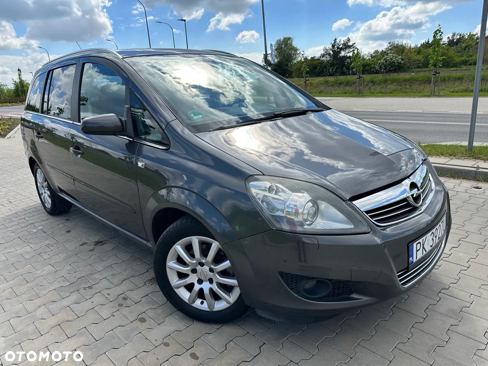 Opel Zafira - 8