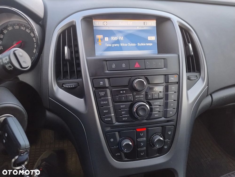 Opel Astra - 17