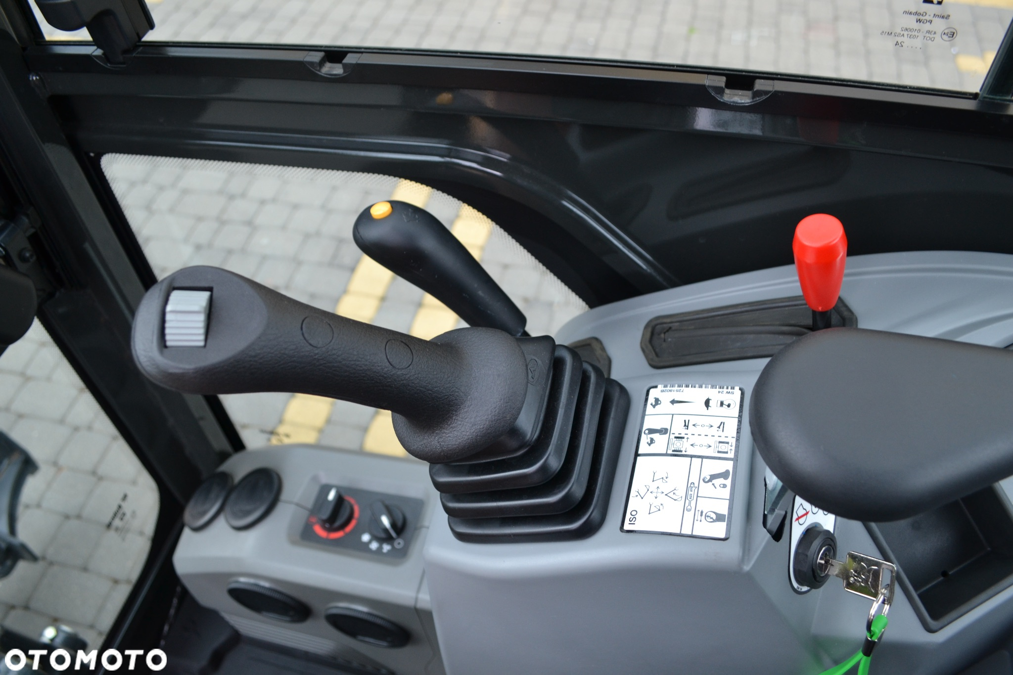 Bobcat E19 / rok 2024 / liczba godzin 4 / kupiona u dealera w Polsce / stan NOWA / komplet 3 łyżek / skarpówka hydrauliczna / - 21
