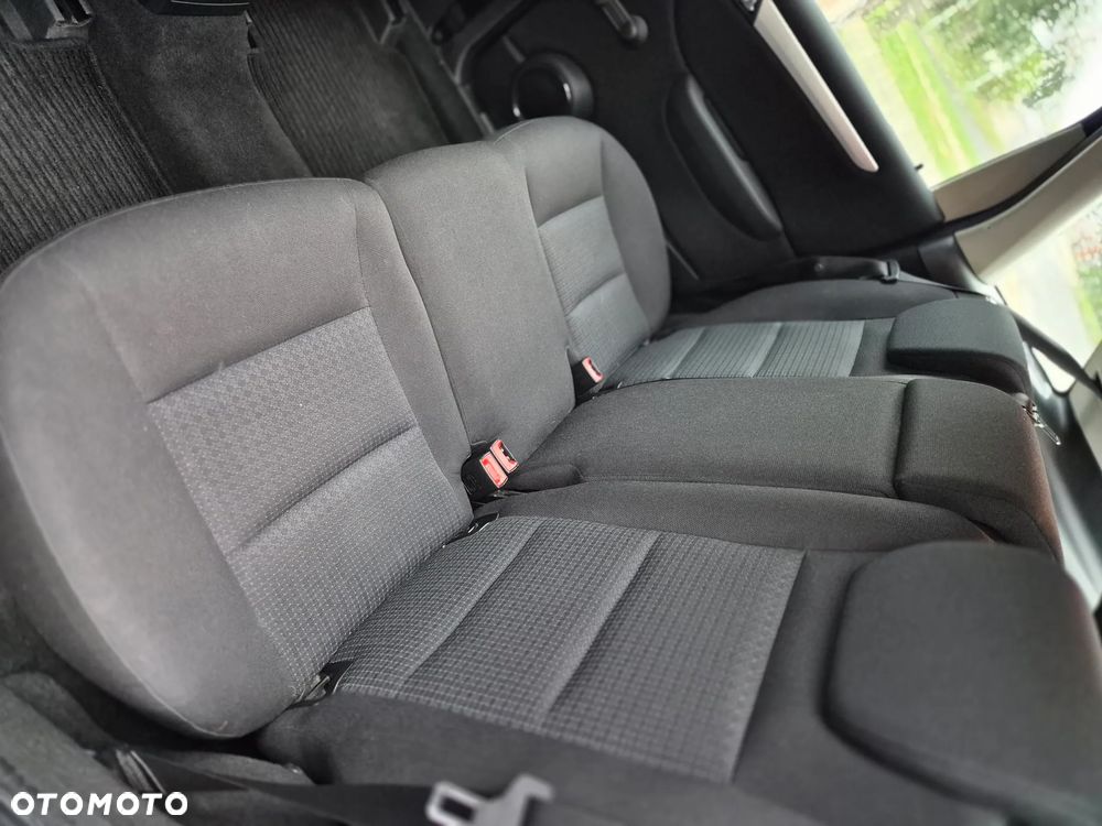 Mercedes-Benz Klasa B 180 CDI - 13