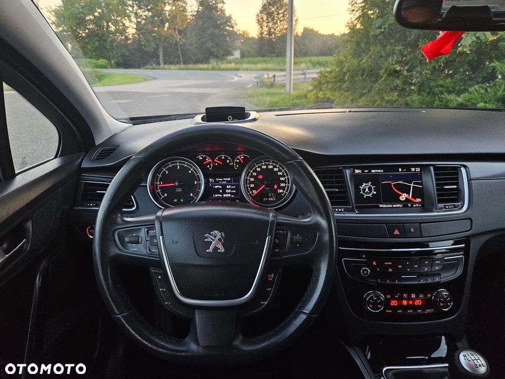 Peugeot 508 HDi FAP 140 Allure - 24