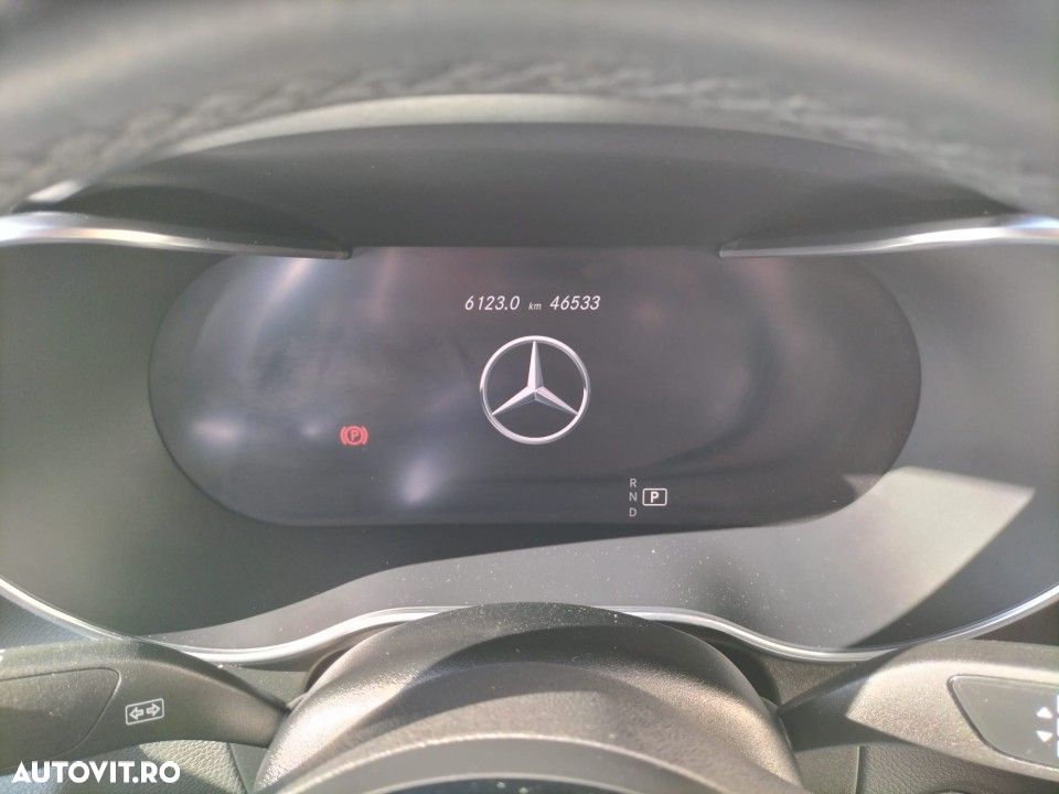 Mercedes-Benz GLC - 11